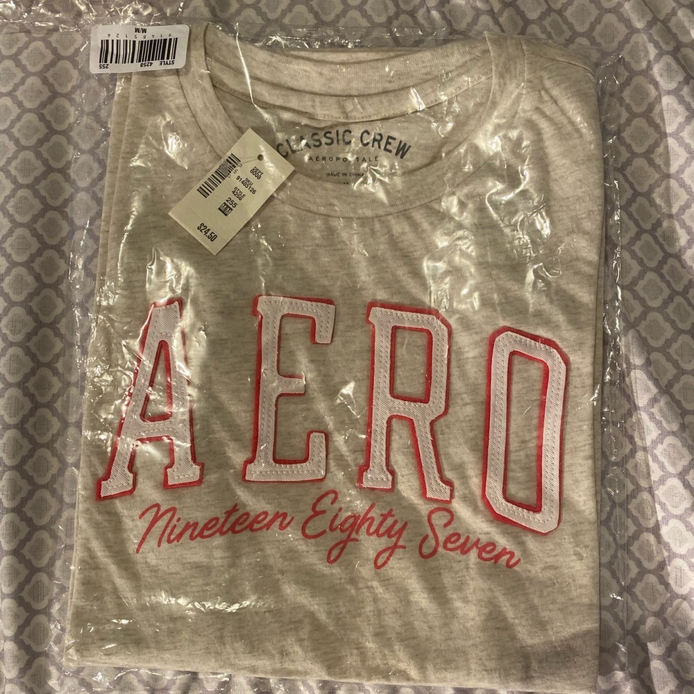 Aeropostale t shirt